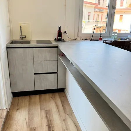Bulldog Apartment
